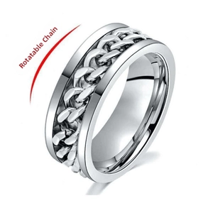 Detail view of the silver rotating chain ring showing the 360-degree spinning stress relief