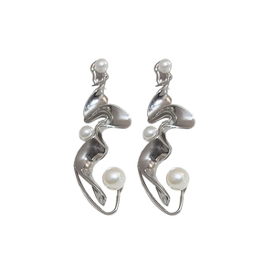 Modern irregular silver earrings featuring fluid metal design and white pearls decor