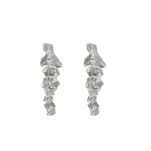 Minimalist irregular acrylic ice earrings with vintage silver long drop design