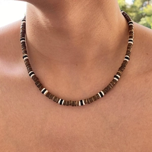 Men's fashion coconut shell beaded necklace with tiger eye stone for vacation style
