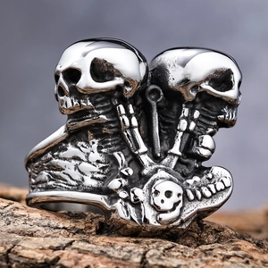 Gothic hip hop double skull ring in polished stainless steel for men's rock jewelry