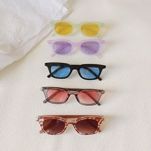 Vintage cat eye square sunglasses for women in five stylish color frame variants