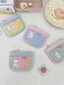 Cute quilted checkered coin purse set with transparent card slot and bear patch