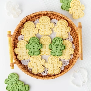 Gingerbread Man Cookie Cutter 3D Plastic Biscuit Stamp Cartoon DIY Baking Tools Christmas Festival