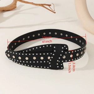 Detailansicht Schwarzer Punk Ledergürtel mit Nieten und Metallösen 105cm Gesamtlänge