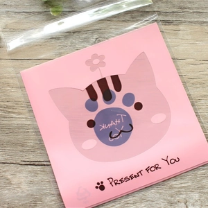 Translucent self-adhesive food bag with a cute pink cat paw cutout card design