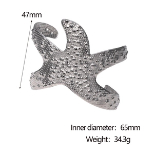 Detailed silver starfish open cuff bracelet with dimensions 47mm width and 65mm inner diameter