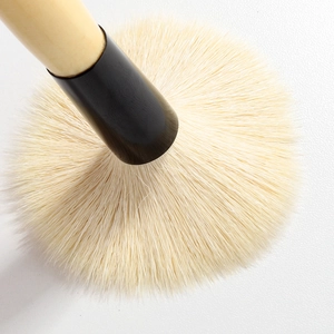 9-piece professional wool makeup brush set with PU bag and soft fluffy bristles