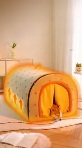 Gezellig halfgesloten warm huisdierbed met zachte voering van konijnenbont voor honden