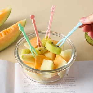Cartoon animal disposable plastic fruit forks for desserts and cakes in assorted colors