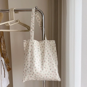 Floral cotton tote bag in cream white with vintage French style floral patterns