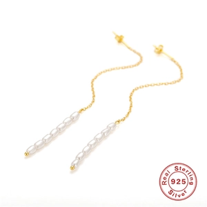 Elegant S925 sterling silver long tassel earrings featuring refined white pearl pendants