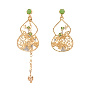 Asymmetric gold gourd earrings with green beads and long tassels in vintage Chinese style