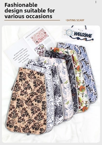 Détails de bavoirs imperméables pour adultes avec motifs paisley et floraux élégants