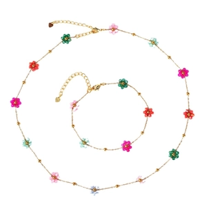 Titanium steel jewelry set featuring woven colorful flower beads and gold chain link