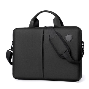 Business laptop bag in black with adjustable shoulder strap and front zipper pocket