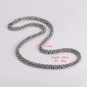 Detailed view of a 7mm silver lantern chain necklace with 60cm length specifications