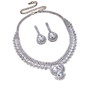 Elegant silver waterdrop rhinestone necklace and earrings jewelry set for women