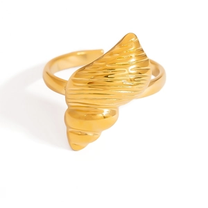 Minimalist 18K gold plated stainless steel open ring with a detailed seashell design