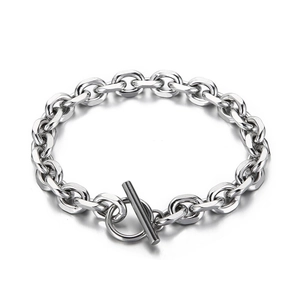 Minimalist silver stainless steel O-chain bracelet with classic OT toggle clasp design