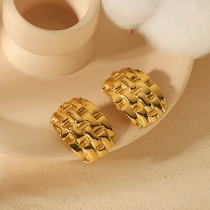 Retro 18K gold stainless steel geometric woven texture rectangular drop earrings for women