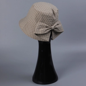 Chapeau de soleil respirant pour femme avec motif à carreaux et grand nœud décoratif