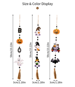 Detailansicht der Halloween-Holzperlengirlanden mit Kürbis- und Geisterquasten und Maßen