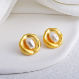 Baroque irregular gold tray earrings with natural freshwater pearls in a French vintage style