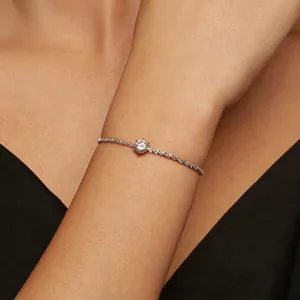 Luxurious S925 sterling silver bracelet with a brilliant six-claw round moissanite stone