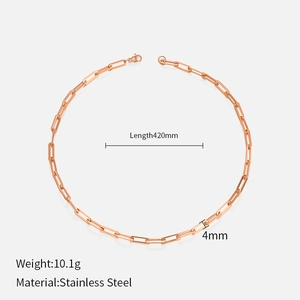 Detail view of 4mm rose gold paperclip chain necklace in stainless steel with 420mm length