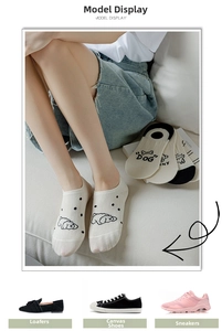 Detailed view of white cotton invisible boat socks with cute cartoon puppy pattern
