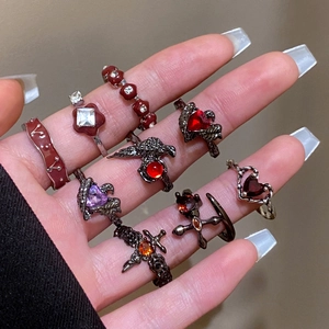 Gothic Dark Crow Ring Set For Women Vintage Punk Thorn Rose Heart Cross Adjustable Alloy Rhinestone Open Ring Jewelry
