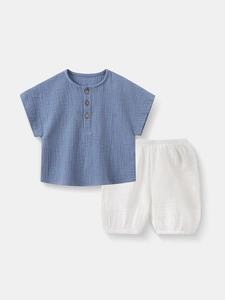 Toddler cotton gauze short sleeve set with wooden buttons and elastic shorts