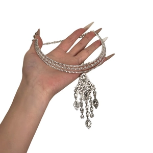 Elegant silver choker with pearls, rhinestones and fringe crystal tassel pendant