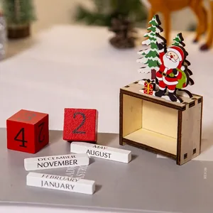 Houten kerst aftelkalender met kerstman en DIY datumblokken voor decoratie