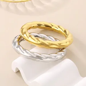 Markanter Spiral Armreif Edelstahl Hohl Seilmuster Vergoldet Übertrieben Mode Schmuck Für Damen