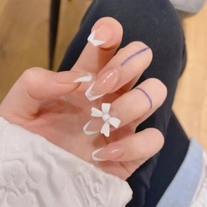 Press On Nails Französische Weiße Spitzen Mit 3D Schleifen Dekor Nude Rosa Künstliche Nägel Elegant Für Frauen