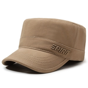 Casquette militaire kaki en coton pour hommes avec broderie SPIRIT sur fond blanc
