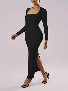 Elegantes schwarzes langärmeliges Bodycon-Maxikleid mit Karree-Ausschnitt und Seitenschlitz