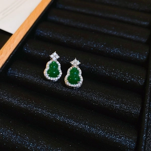 Elegant silver stud earrings with green zircon gourd design in a minimalist oriental style