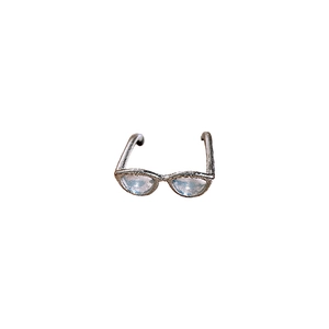 Creative silver y2k eyewear shaped open ring with detailed frame and clear resin lens