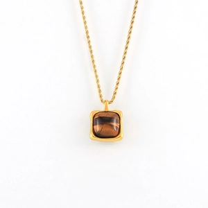 Collier en Acier Titane Plaqué Or Style Hepburn Vintage pour Femmes Élégant Pendentif en Pierre Oeil de Tigre Bijoux