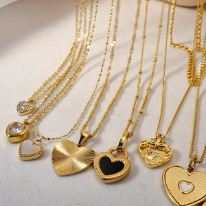Vintage Heart Pendant Necklace Gold Plated Stainless Steel Mother Of Artificial Pearl Zircon Inlay French Style Elegant Jewelry For Women