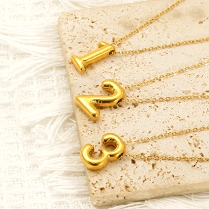 Collier Pendentif Chiffre Ballon Plaqué Or 18K Acier Inoxydable Bijoux Pour Femmes Design Bulle Accessoire Vintage Poli