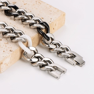 Hip hop ceramic chain bracelet and necklace set in silver with black and white links