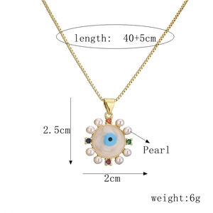 Dettaglio della collana sole occhio del diavolo con perle e dimensioni indicate
