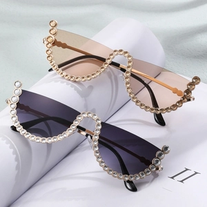 Cat Eye Sunglasses Rhinestone Studded Metal Frame UV400 Gradient Lens Fashion Luxury Eyewear For Women