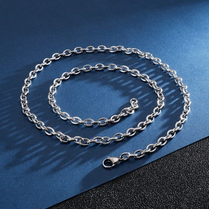 Classic silver stainless steel O-link chain necklace with high metallic luster
