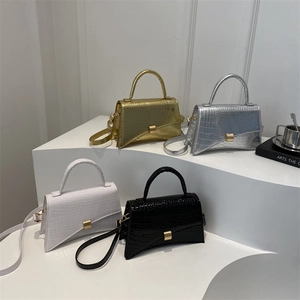 Retro Crocodile Pattern Underarm Bag PU Leather Shoulder Crossbody Bag Metallic Lock Trendy Curved Bottom Handbag