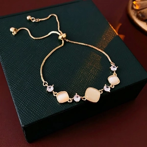 Zirkonia Rhombus Verstellbares Armband Mit Synthetischem Katzenaugenstein Kupfer Vergoldet Geometrischer Schmuck Für Damen